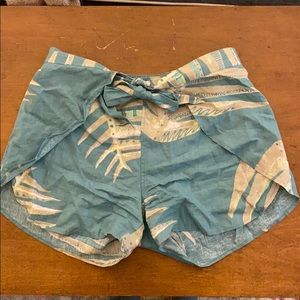 Patagonia bloom linen shorts